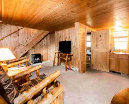 the Hatchet Resort Hunters cabin