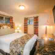 Hatchet_Resort_Osprey_House_Bedroom3