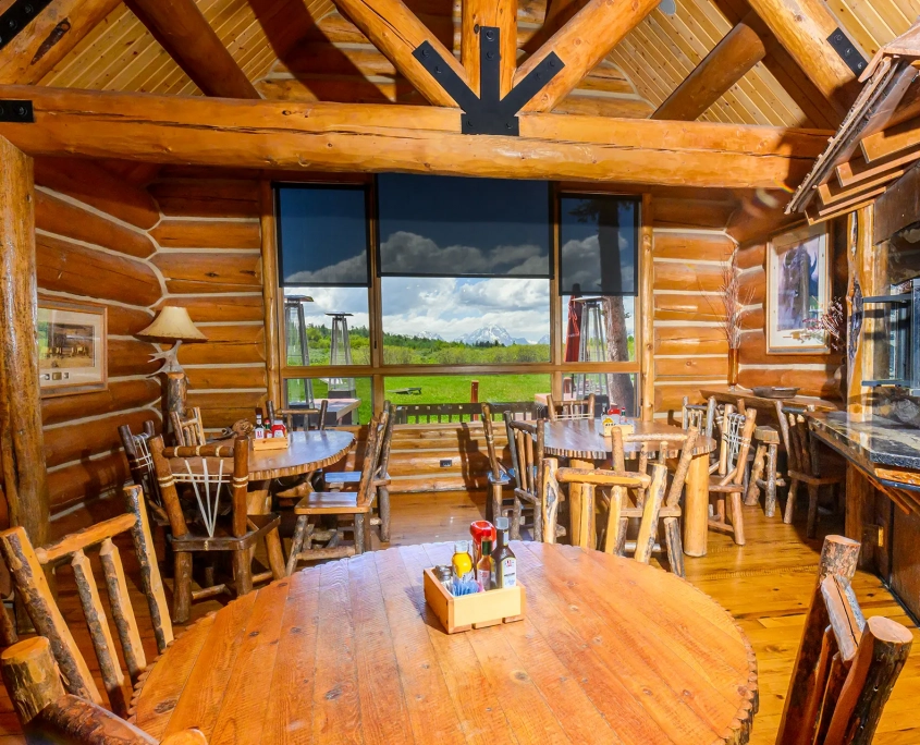 the hatchet resort restaurant dining room